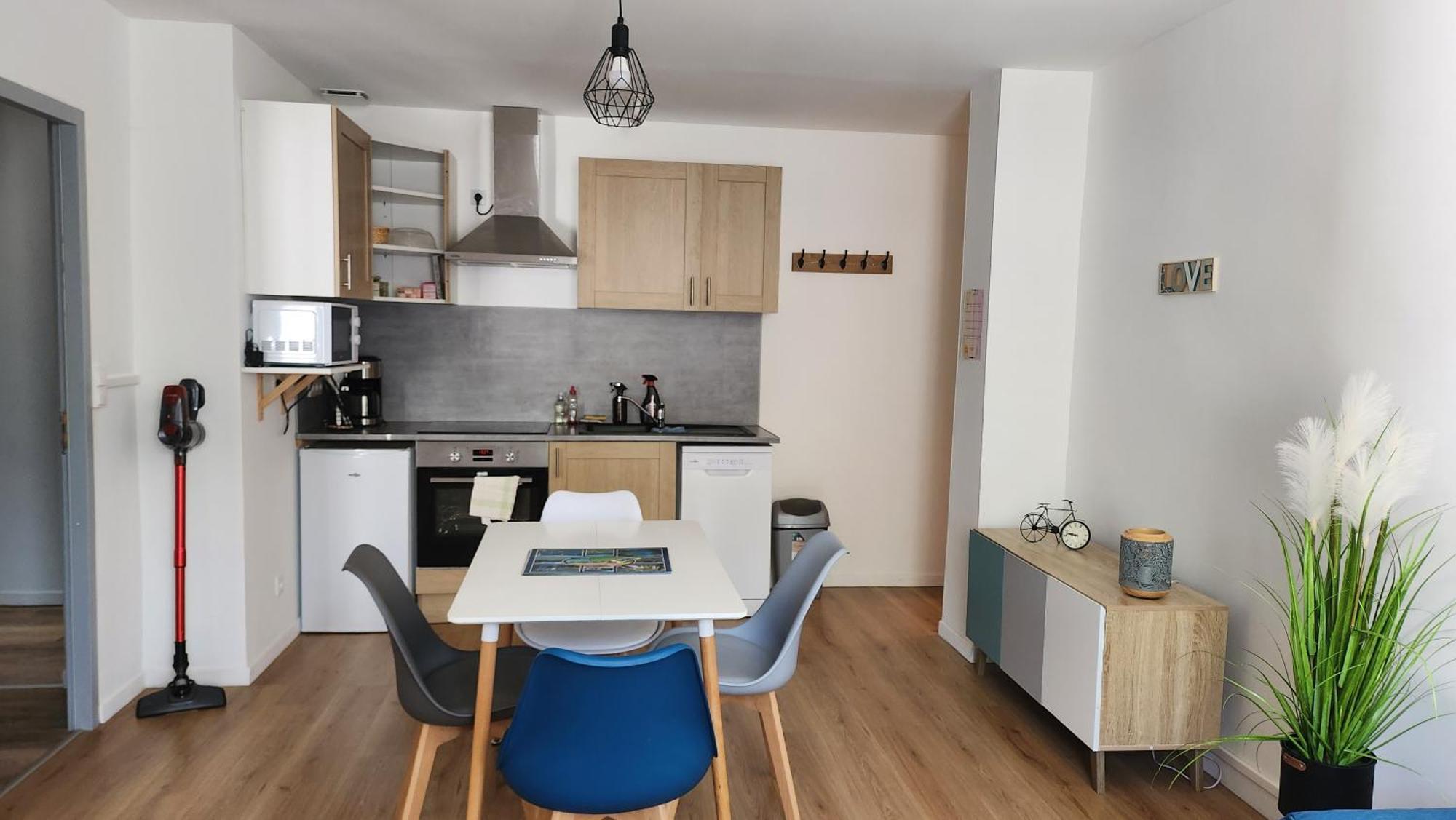 Appartement Tout Confort Vue Sur Les Forts Salins-les-Bains Εξωτερικό φωτογραφία